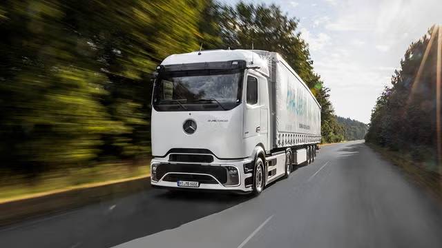 eActros LONGHAUL